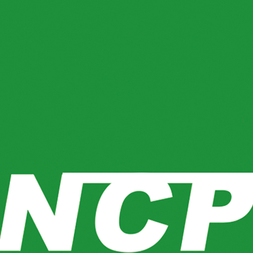 新倉写真館のロゴ